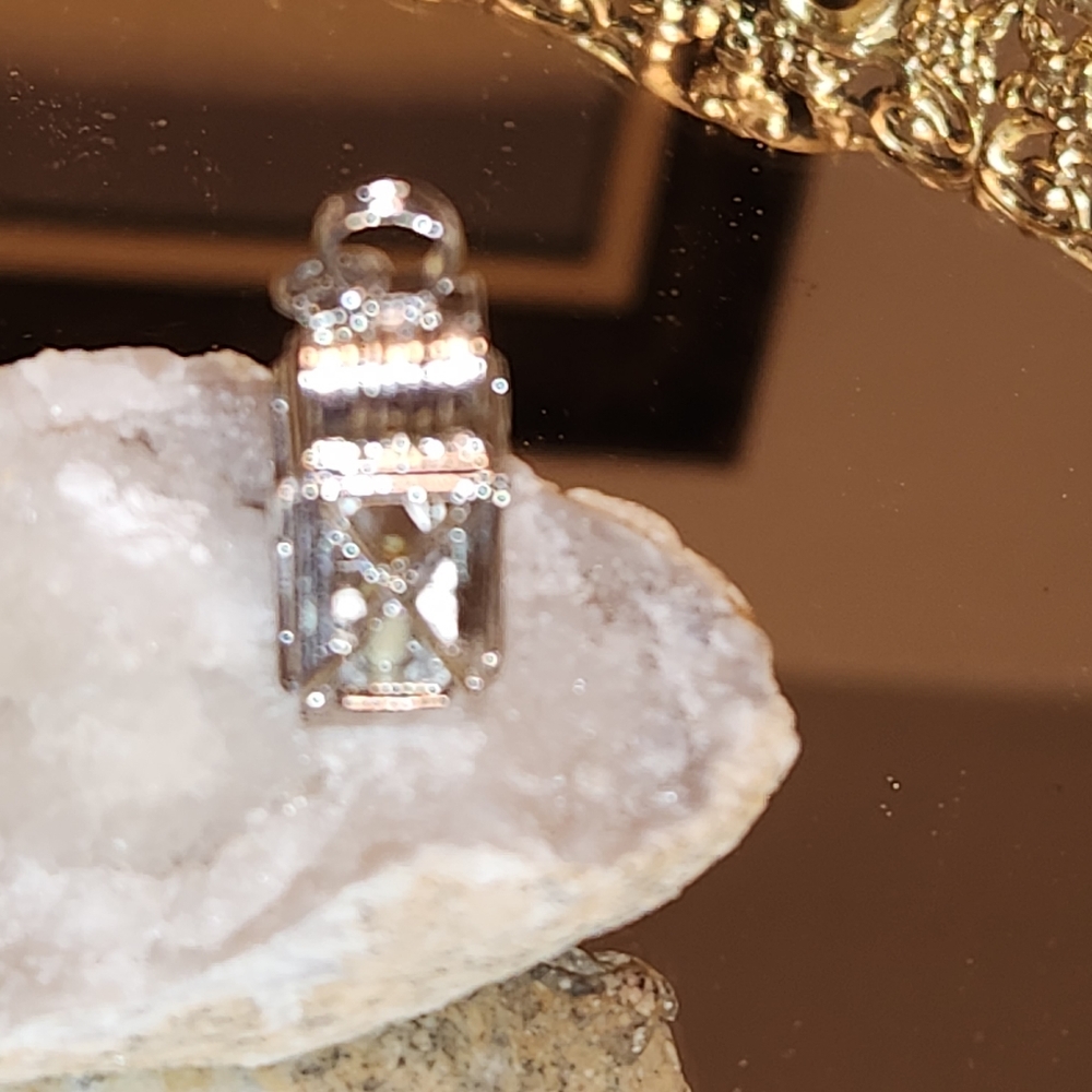 Women's 925 Lantern Charm. Great for a Bracelet or Necklace. - Picture 4 of 4